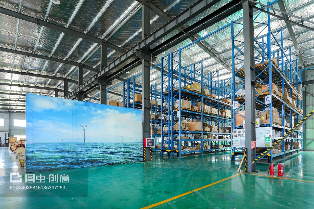 工廠整齊的貨架